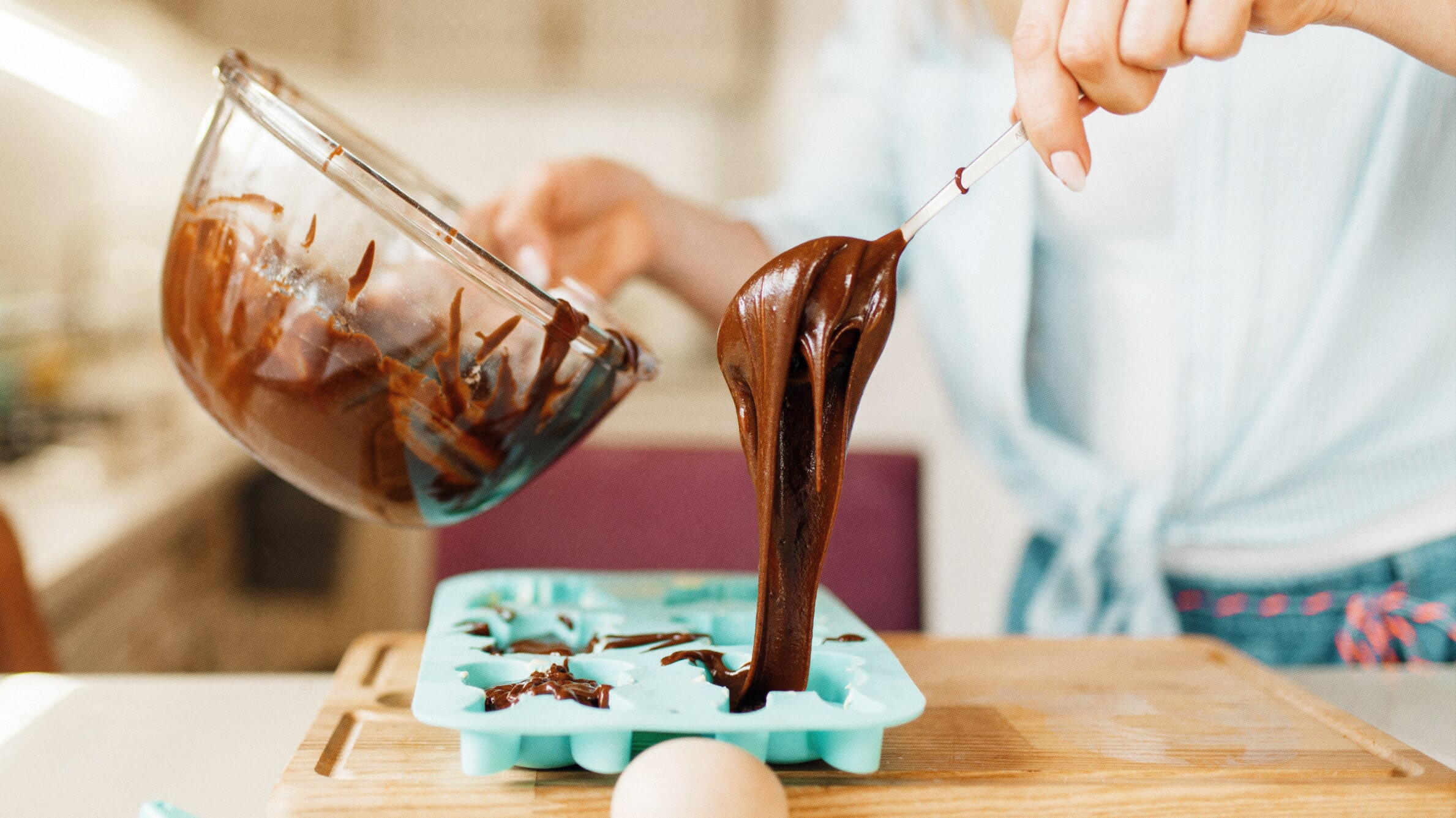 Шоколадные плитки (как проще всего темперировать шоколад в домашних условиях)