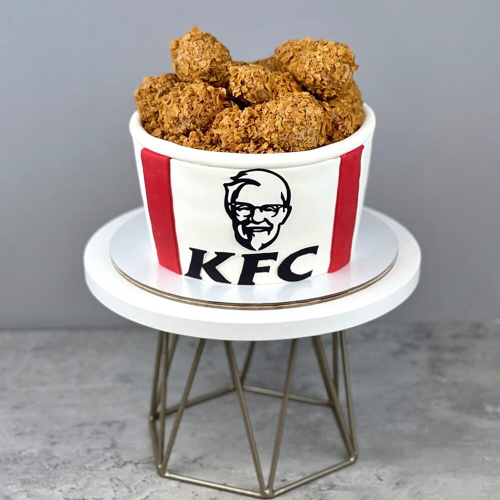 Торт KFC, Кондитерские и пекарни в Красногорске, купить по цене 10500 руб,  Торты в Торты WOW DESSERT с доставкой | Flowwow