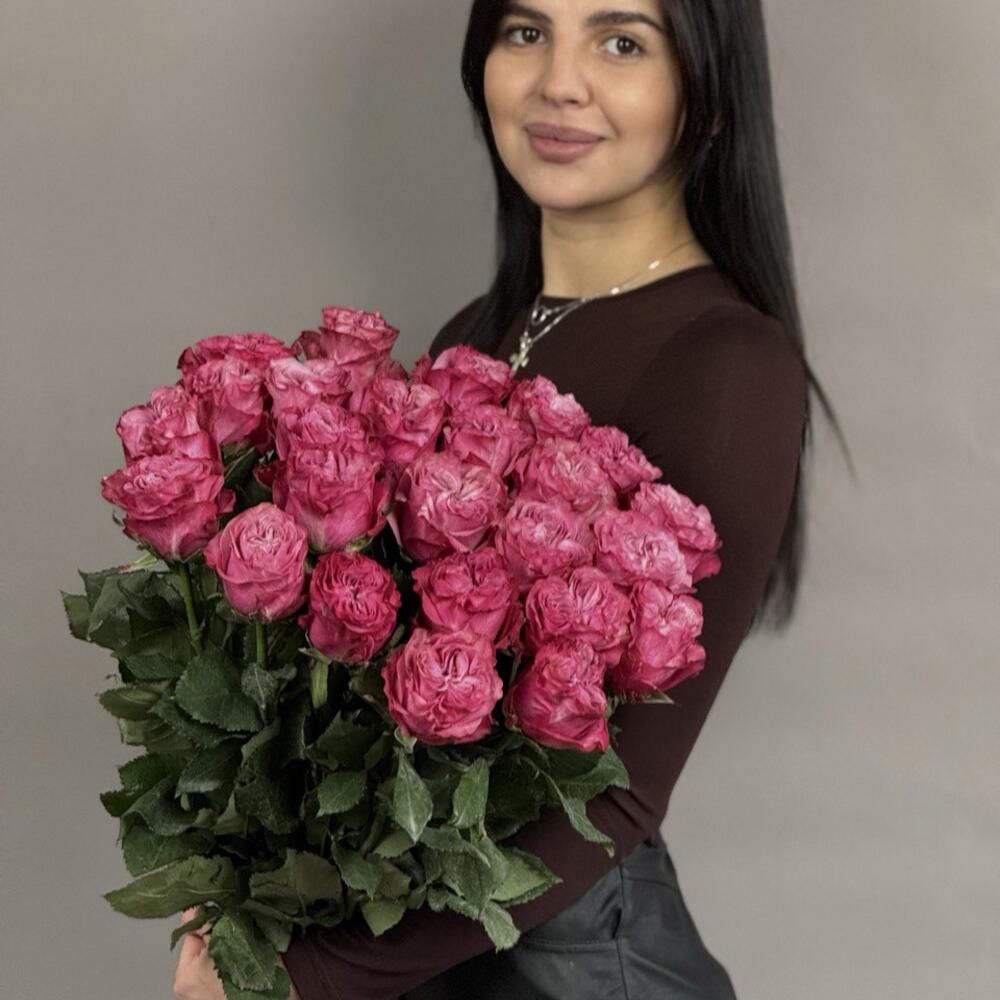 Букет из пионовидных роз