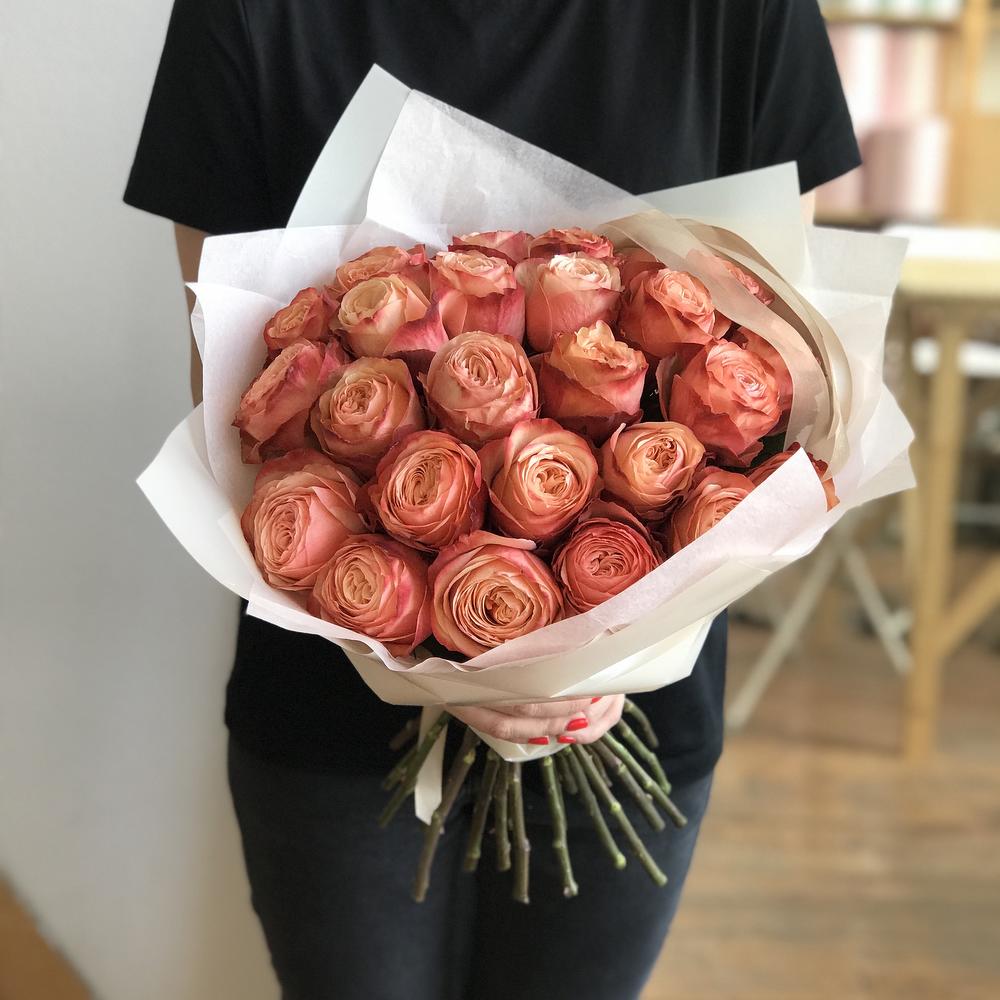 🌸 Букет из 25 пионовидных роз Кахала — премиальные розы с доставкой по Москве до 3 часов