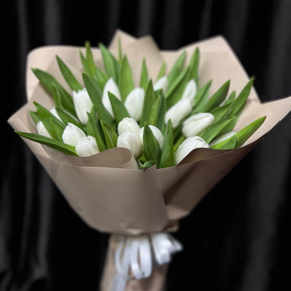 White kraft tulips