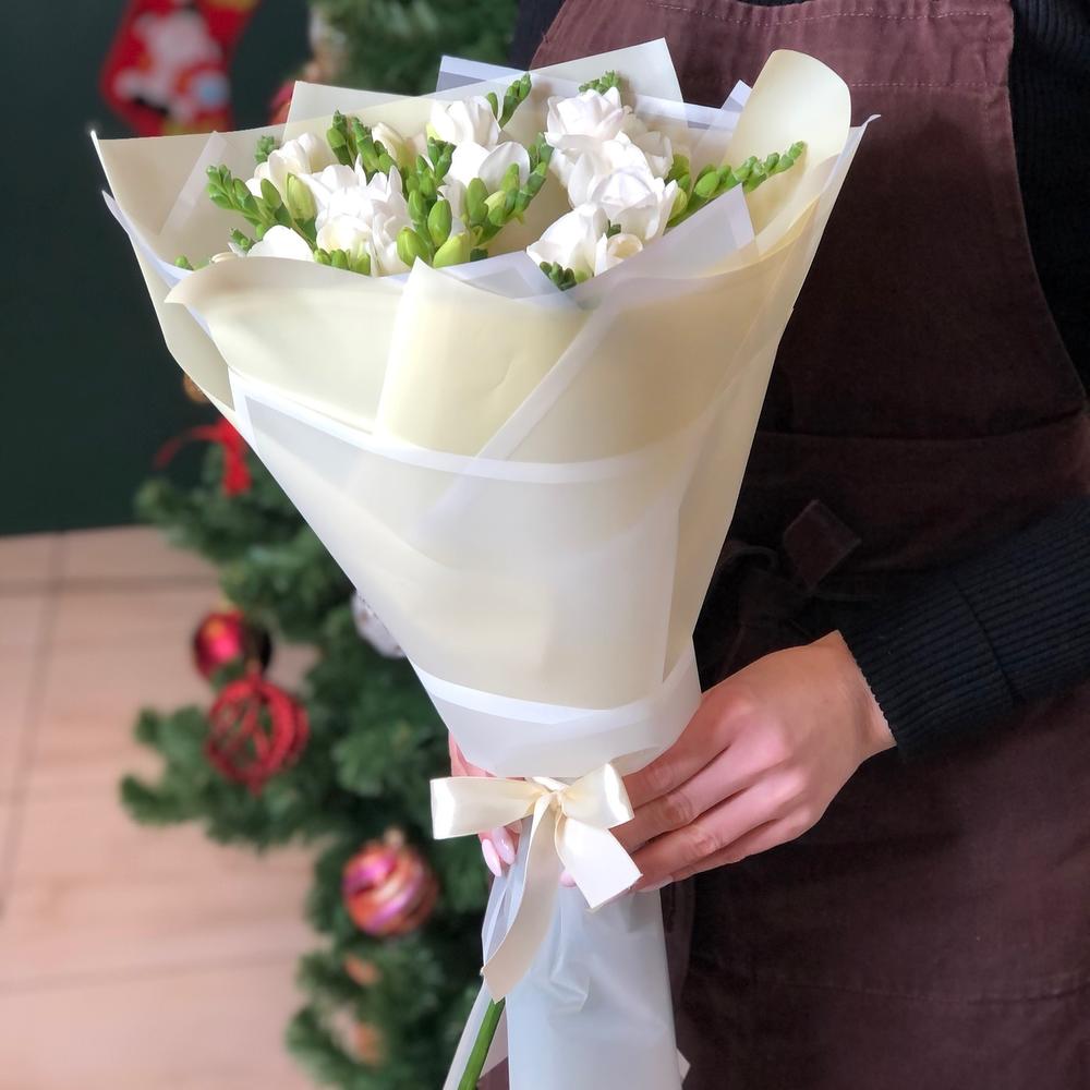 Букет Фрезия ароматная
