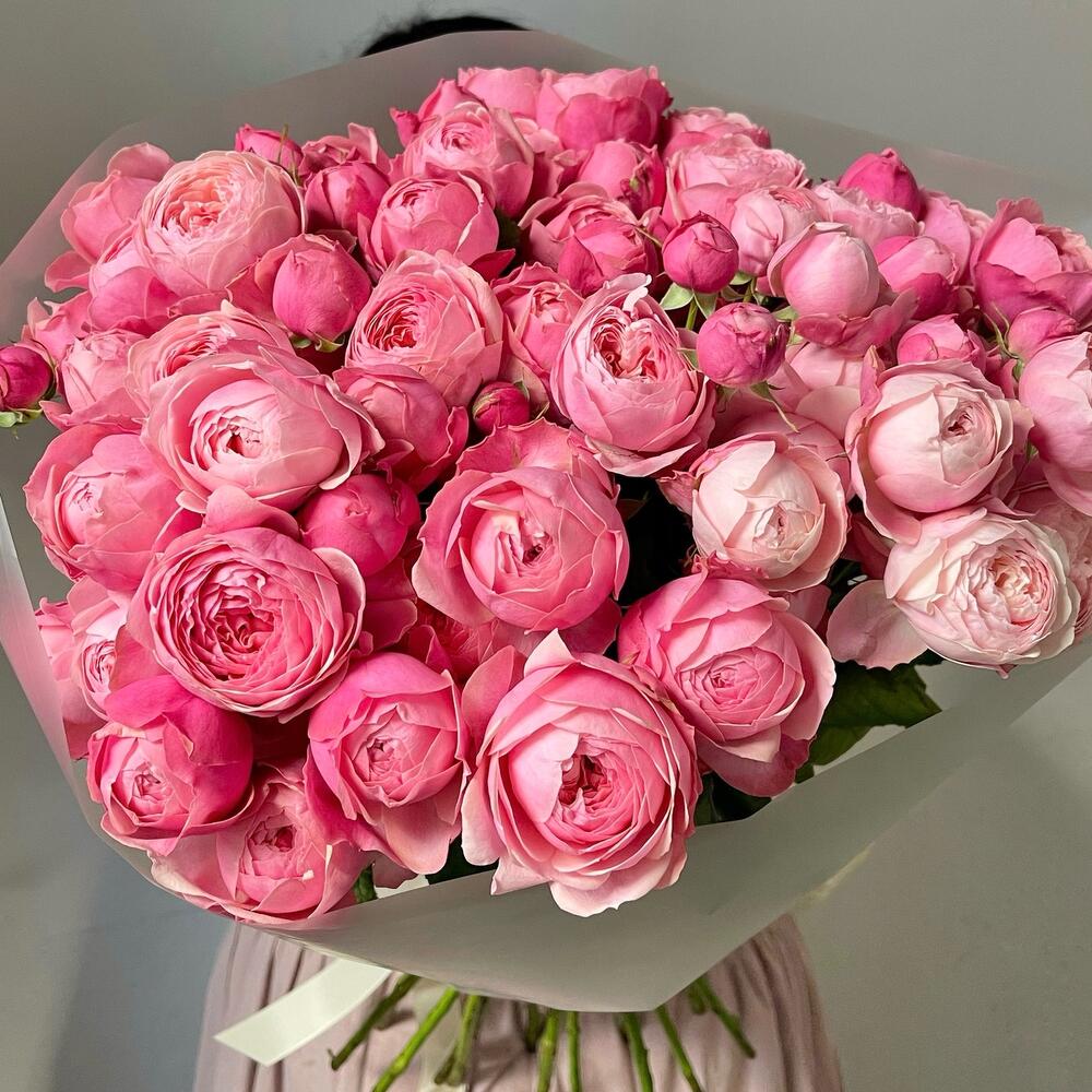 15 кустовых пионовидных роз🌸