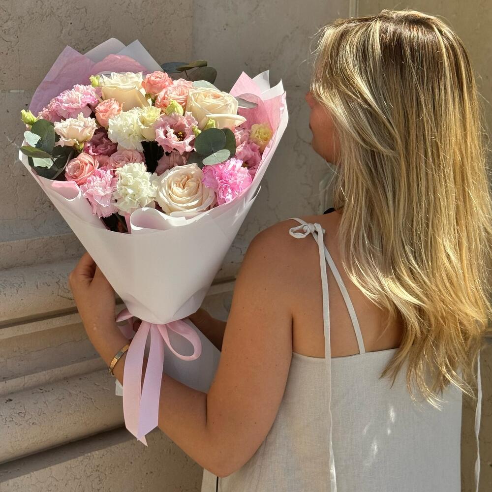 Букет «Чувства» с нежными пионовидными розами 💓🌸