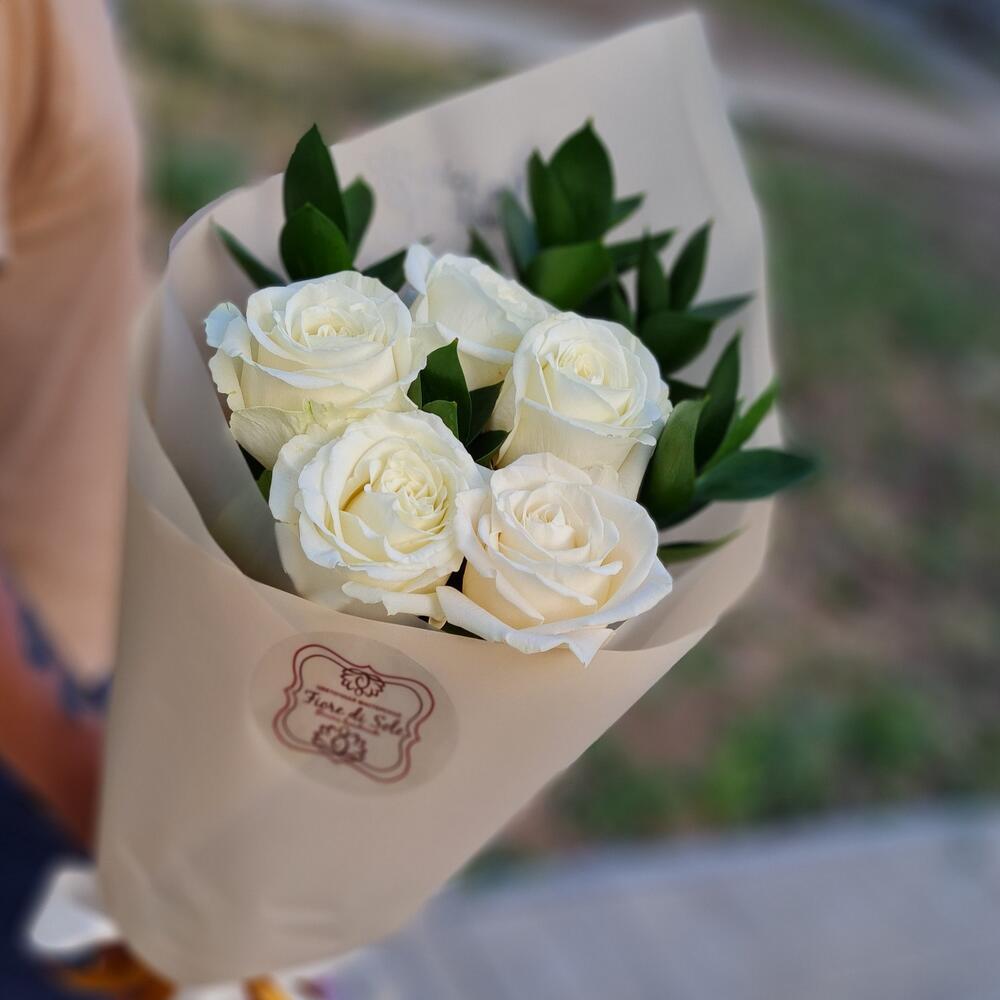 White classic XS