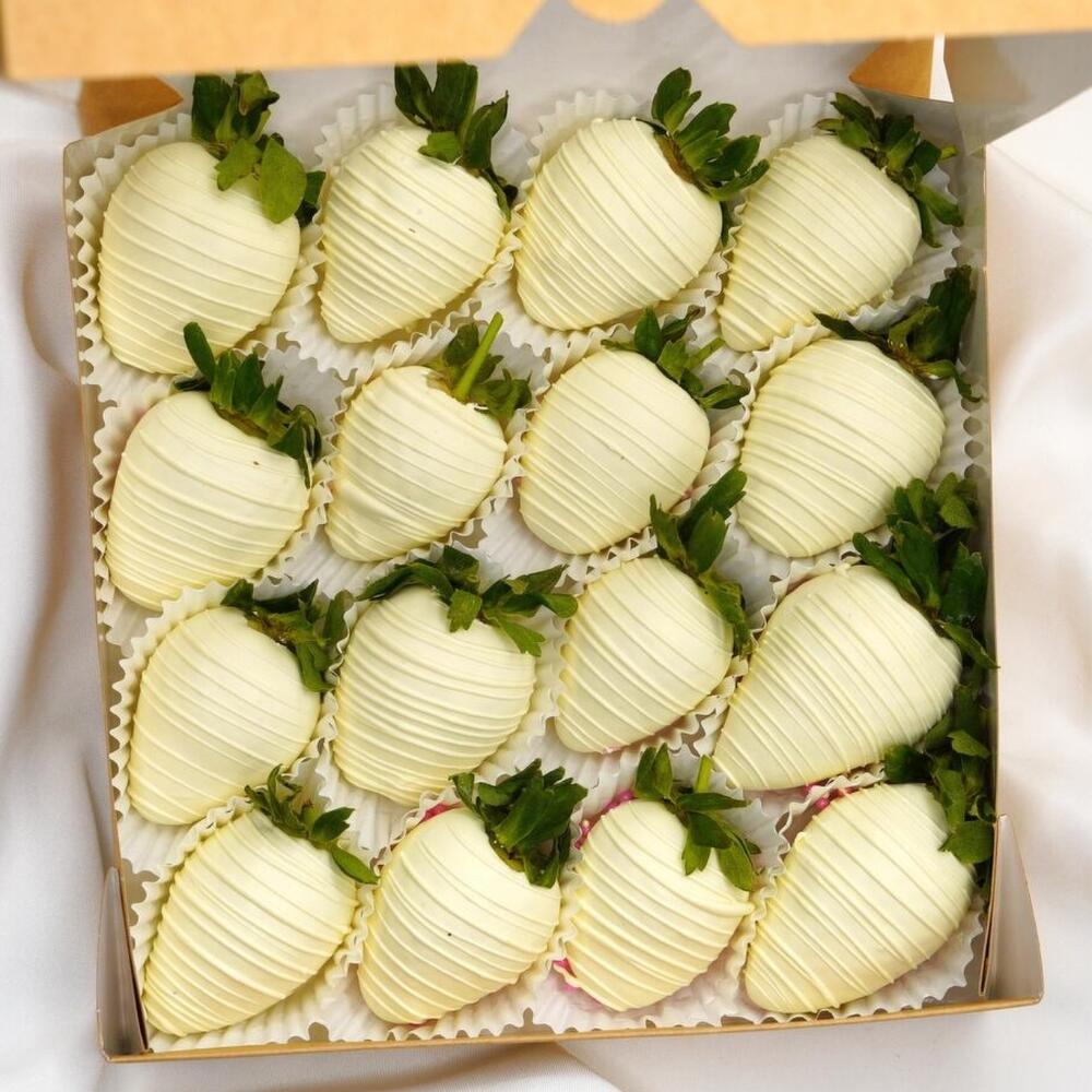 ККлубника в шоколаде White Classic 16
