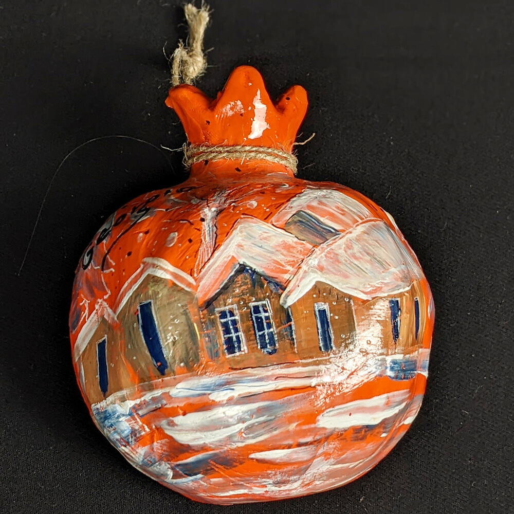 Artistic statuette "Orange city"