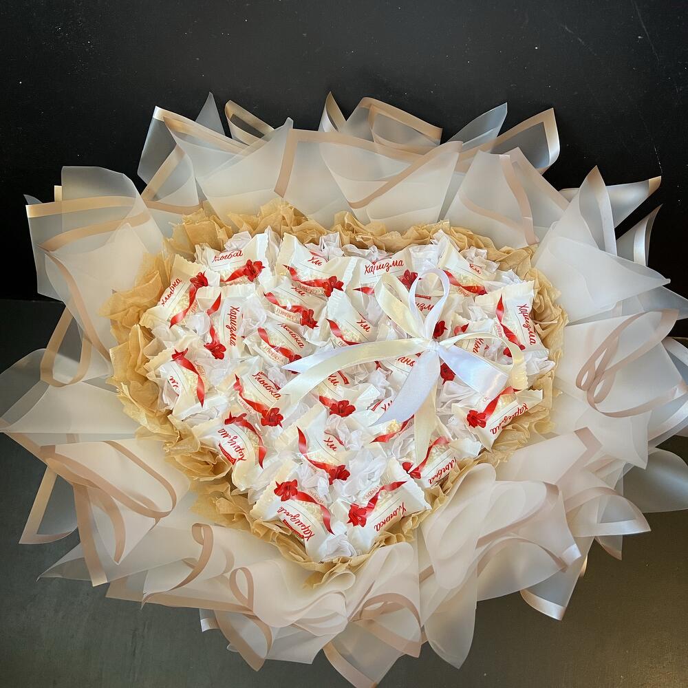 Букет из Raffaello «сердце»