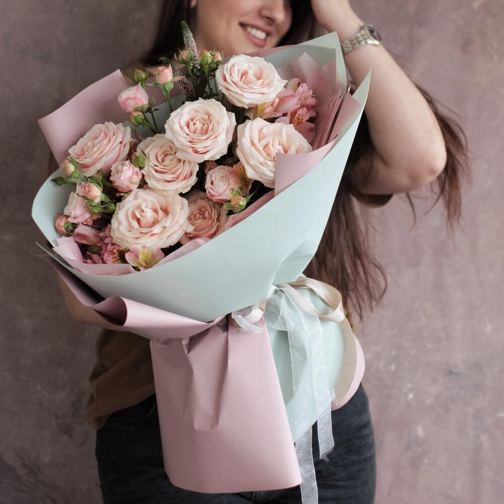 Букет с розами «Зефирный», Цветы и подарки Ростов-на-Дону, Ростовская ...