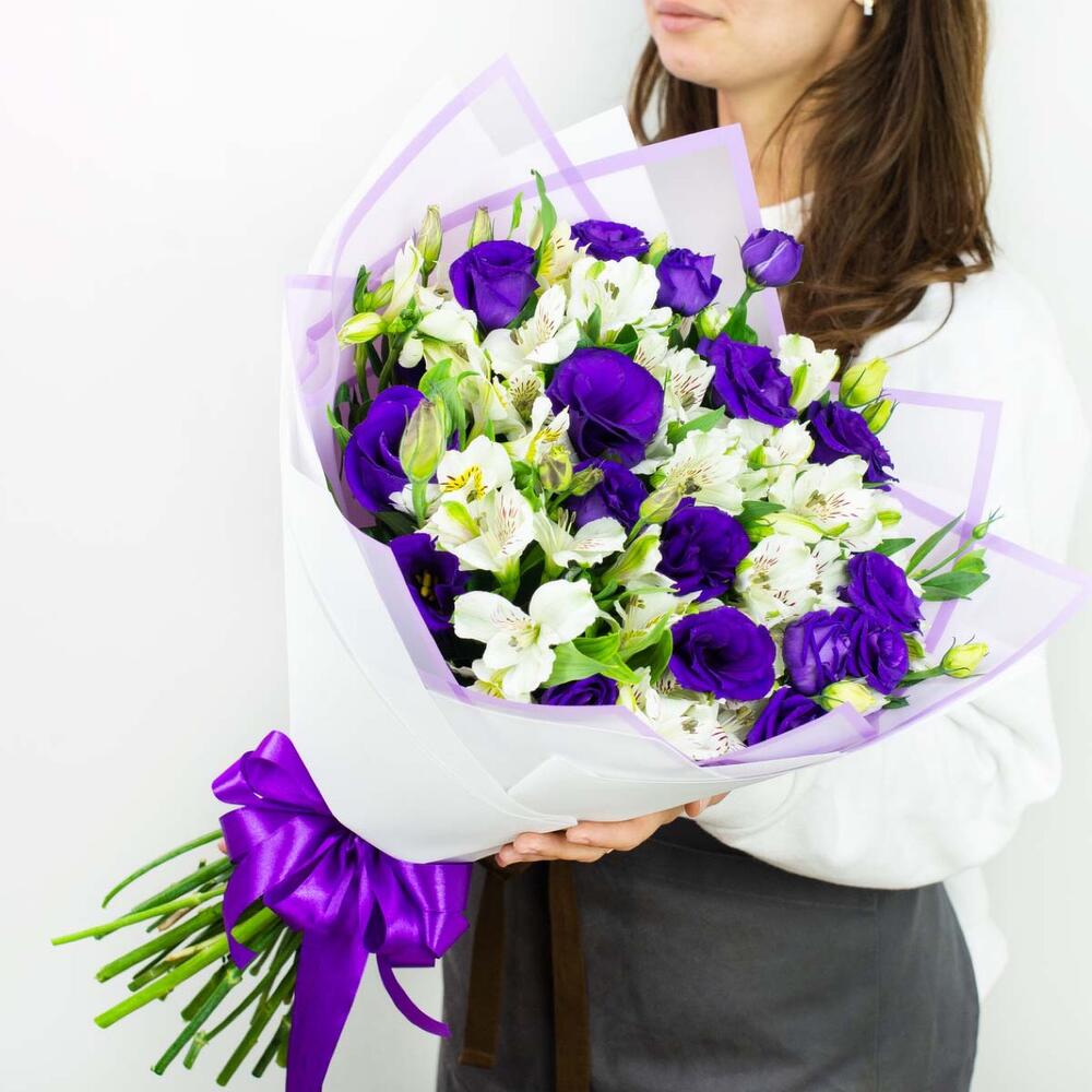 Bouquet "Eustoma y alstroemeria"