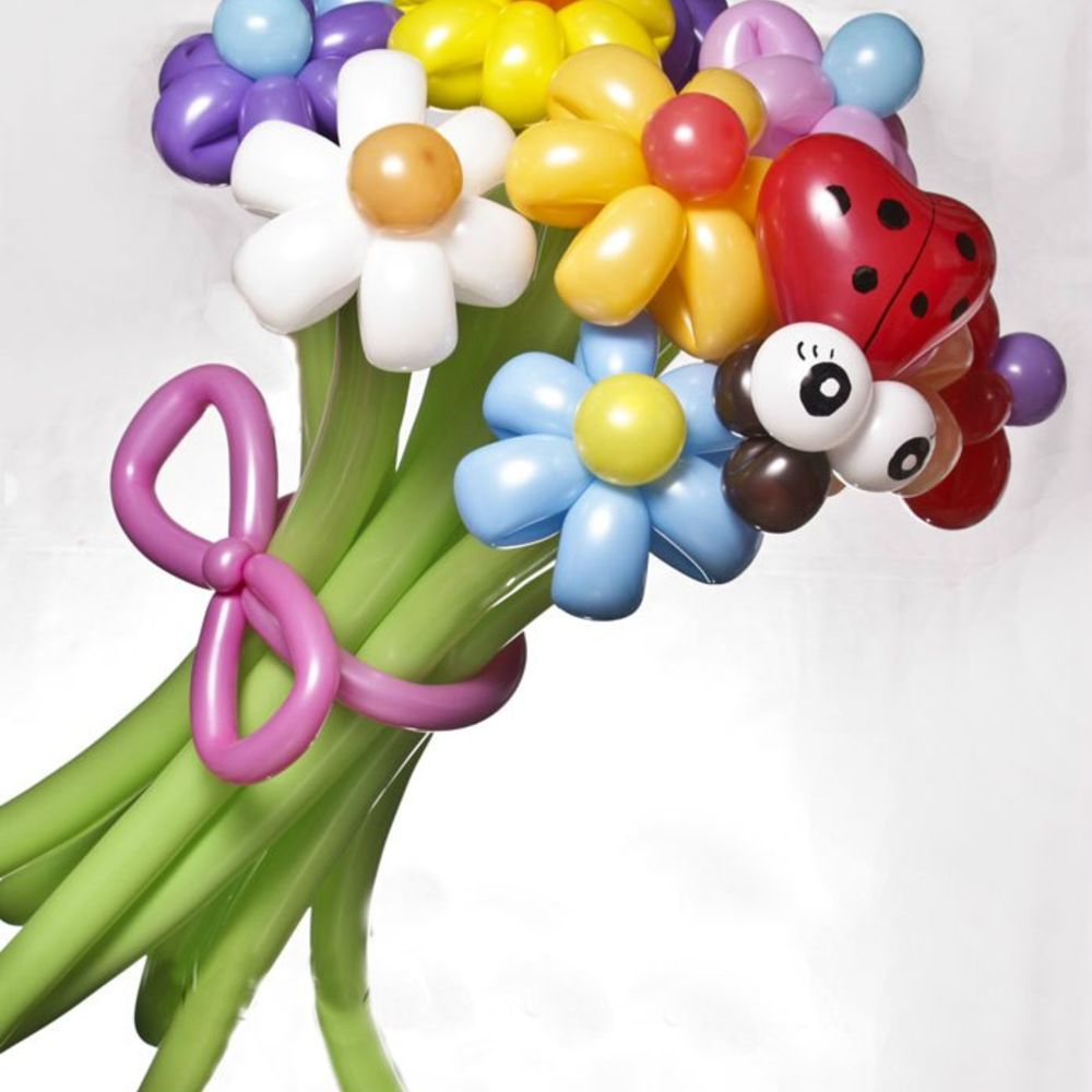 Цветы из шариков купить. Букет из шаров. Цветы из воздушных шаров. Букет из воздушных шаров ромашки. Цветочки из шариков.