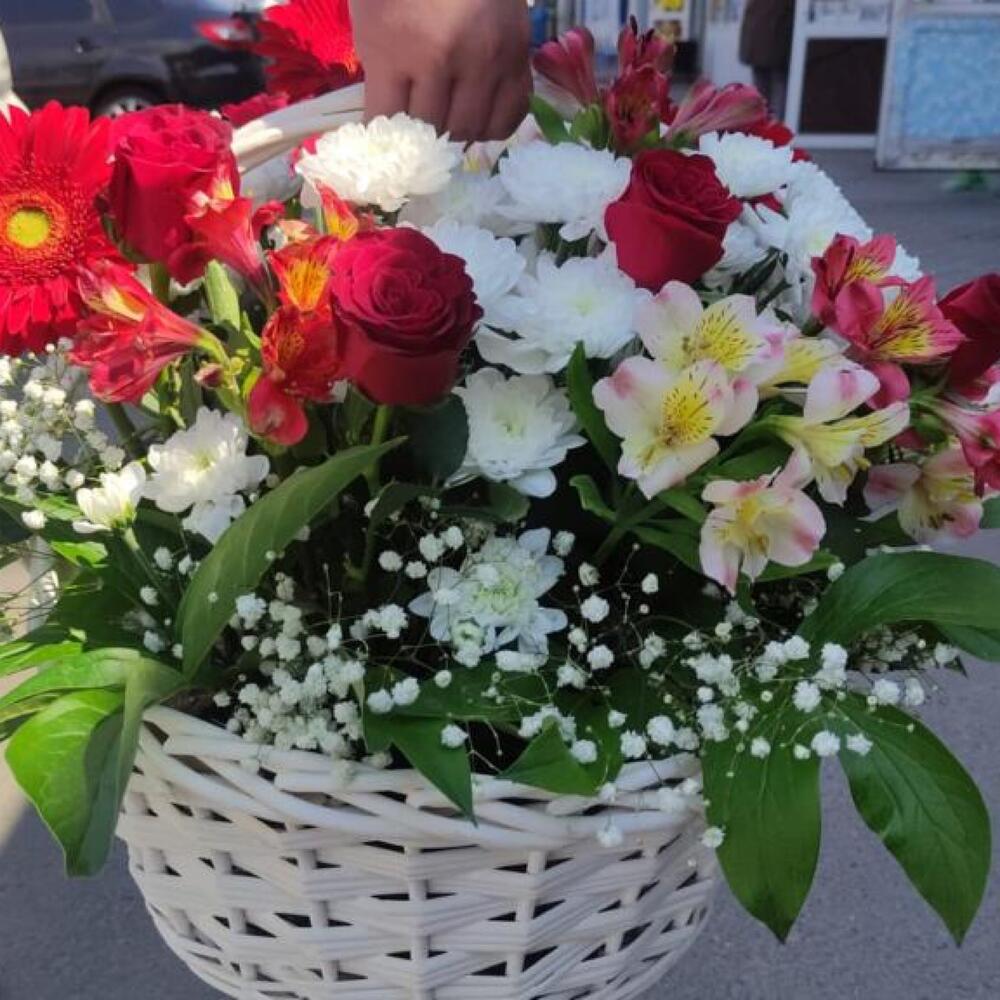 Букет в корзине