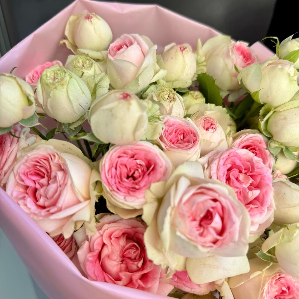 Пионовидные розы 💝