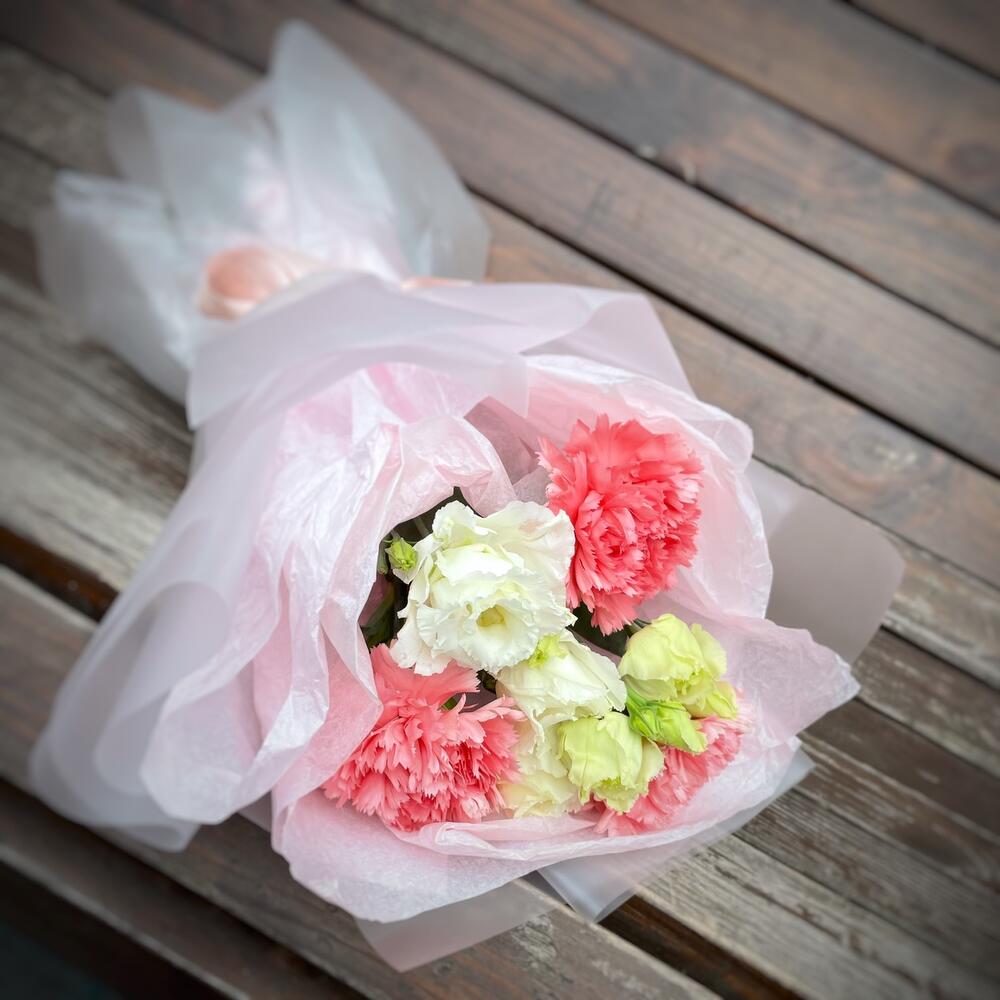 Prefabricated bouquet