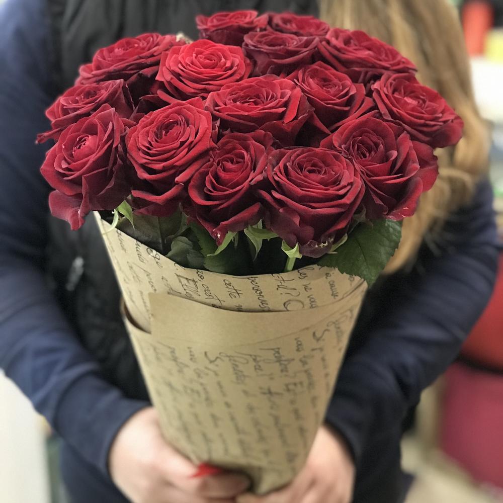 Роза красная 15 шт