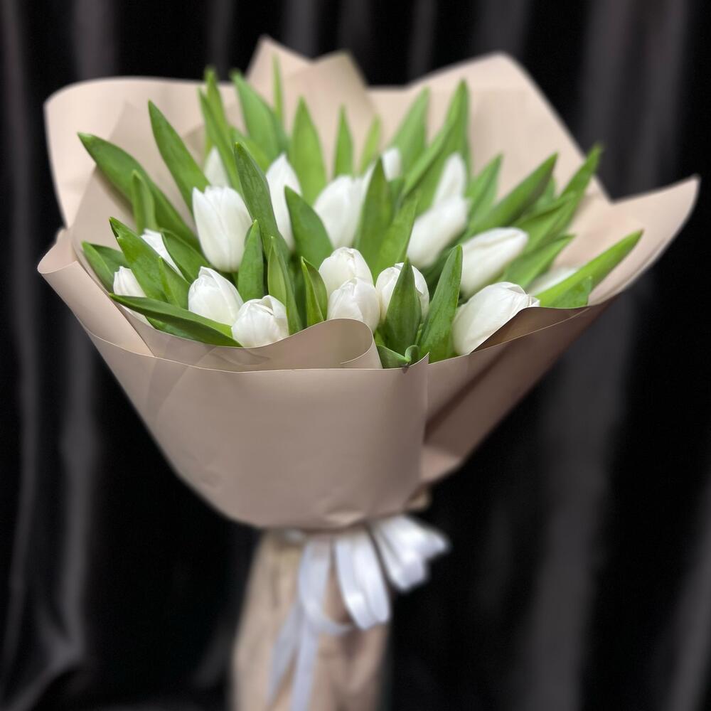 White kraft tulips