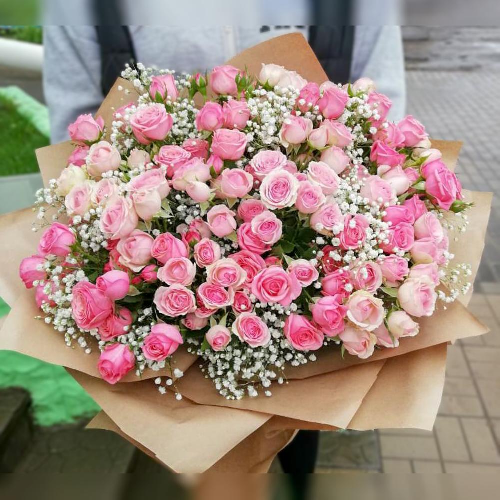 Букет кустовых роз «Эмили»