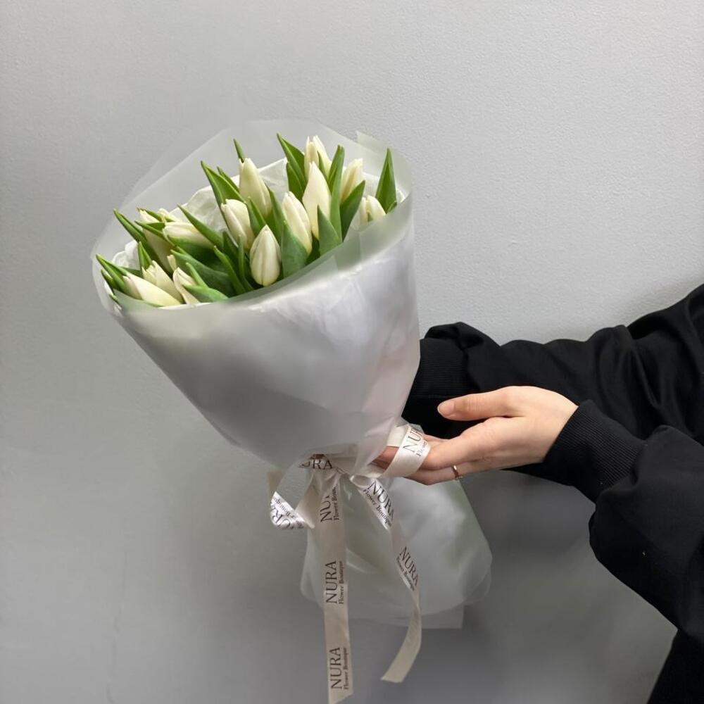 Тюльпан белый 15 шт