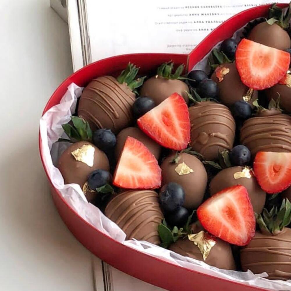 Клубника в шоколаде "сердце" premium, подарок на 8 марта 💞