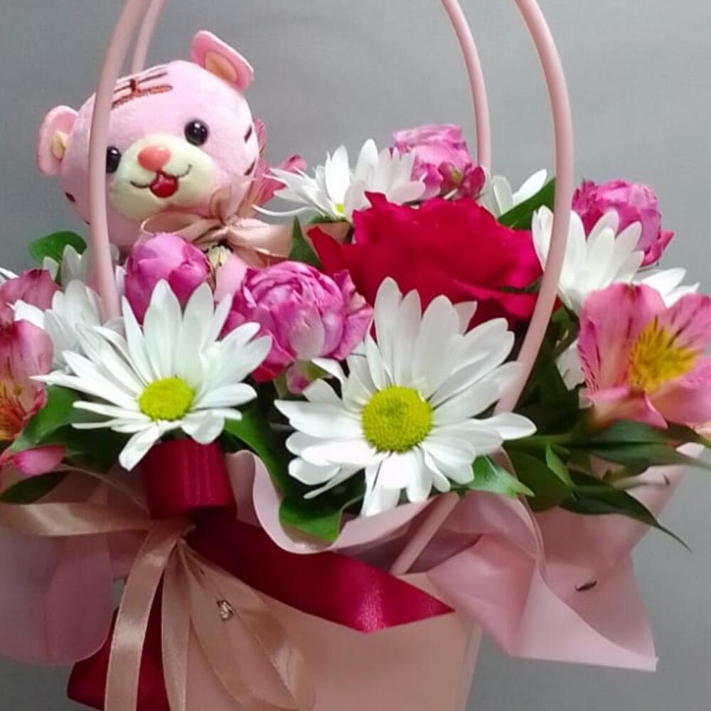 Цветы в коробке