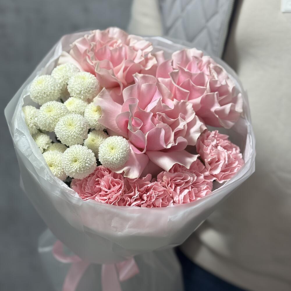 Нежный букет с французскими розами 🌸