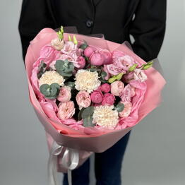 Gentle Flowers Lessner