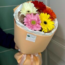 Liana Flowers