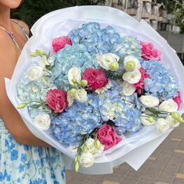 Aysha Floral
