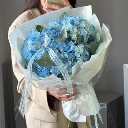 AMOUR FLORA
