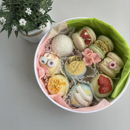 ARoma_to_cake