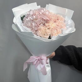 Ilona Veris Florist 