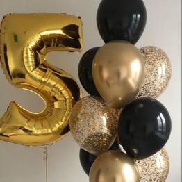 Set of balls: a meter figure and 10 balls