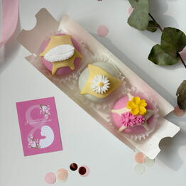 La Pina Bakery