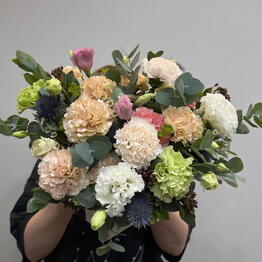 ЦВЕТЫ МАНЯТ flowers shop