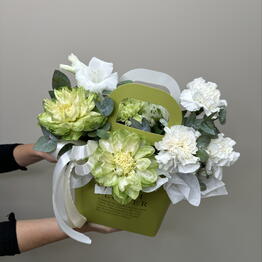Yashel.flowers