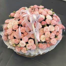 Julietta Riga Flowers