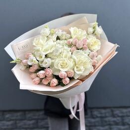 J. FLO Flowers