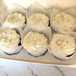 LEBEDEVA CAKES
