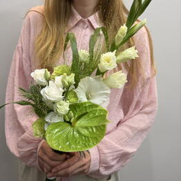 ЦВЕТЫ МАНЯТ flowers shop
