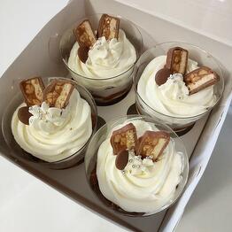 Cakes by Lesya
