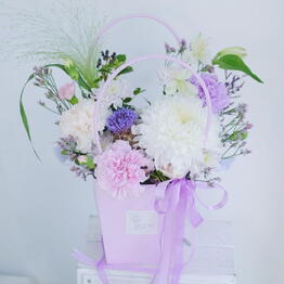 Mono_flowers_story