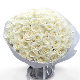 QUEEN ROSE