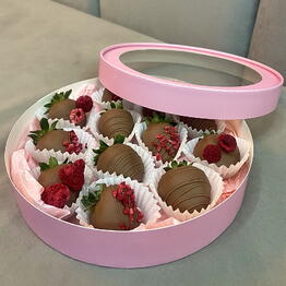 Сладкая жизнь 🍓🍫♥️