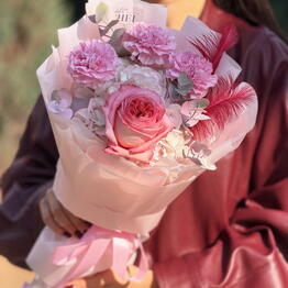 Yashel.flowers