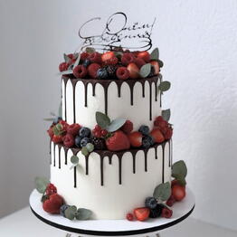 Cake star vikki
