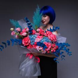 Versal’ flowers