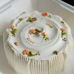 Lakidomik cake