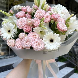 ONLY FLOWERS
