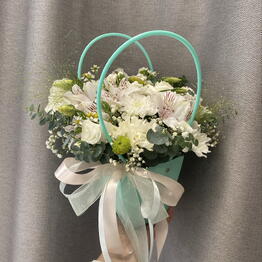 “YourSelf” flowers and gifts