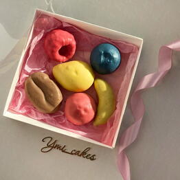 Ymi cakes